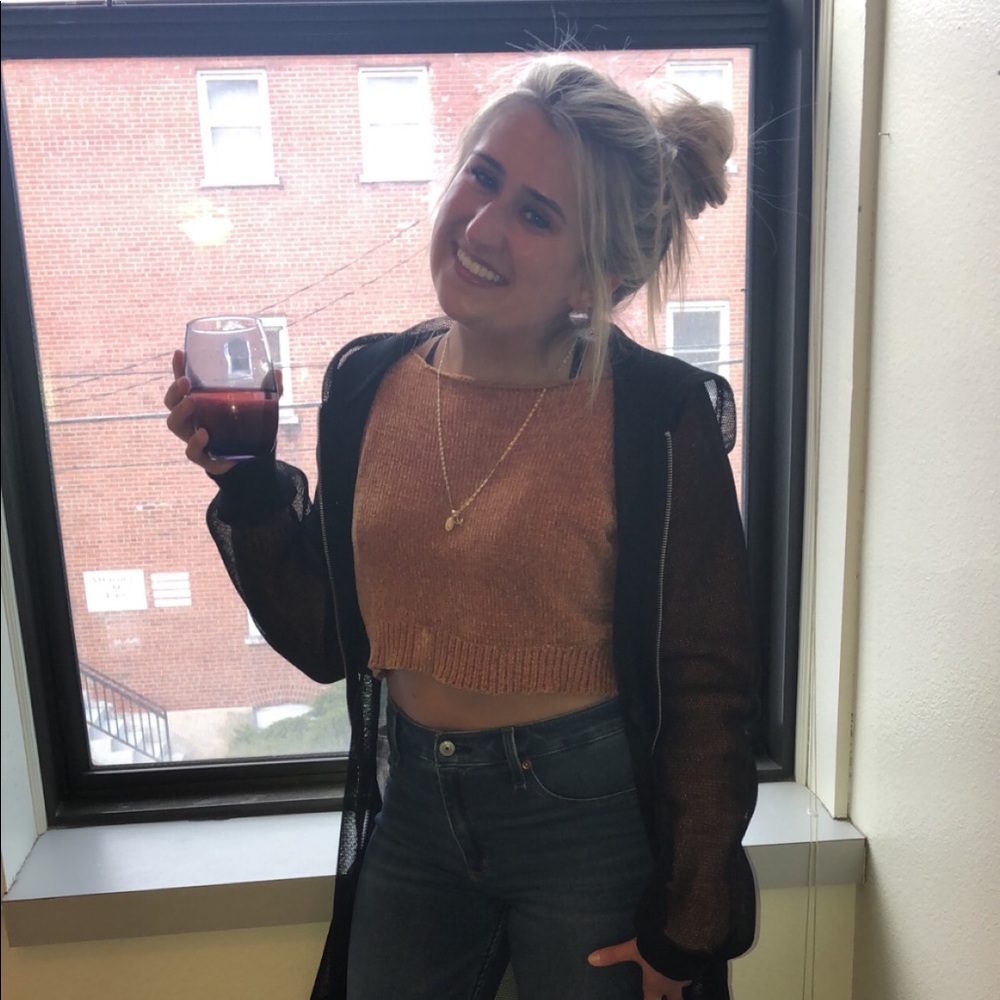 Meet your Posher, Geena